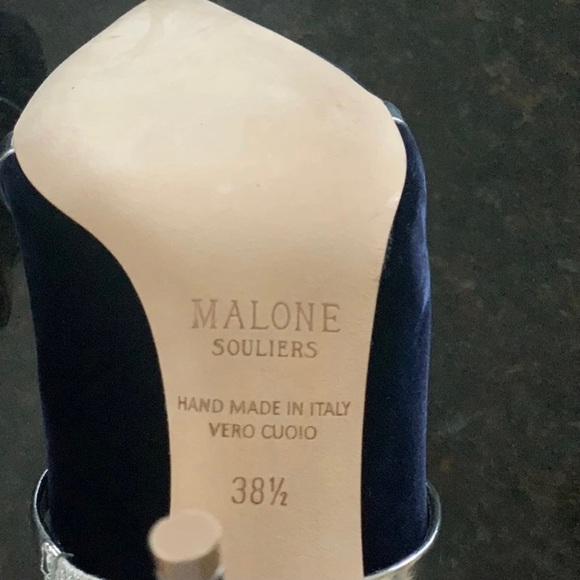 Heels - Picture 8 of 8